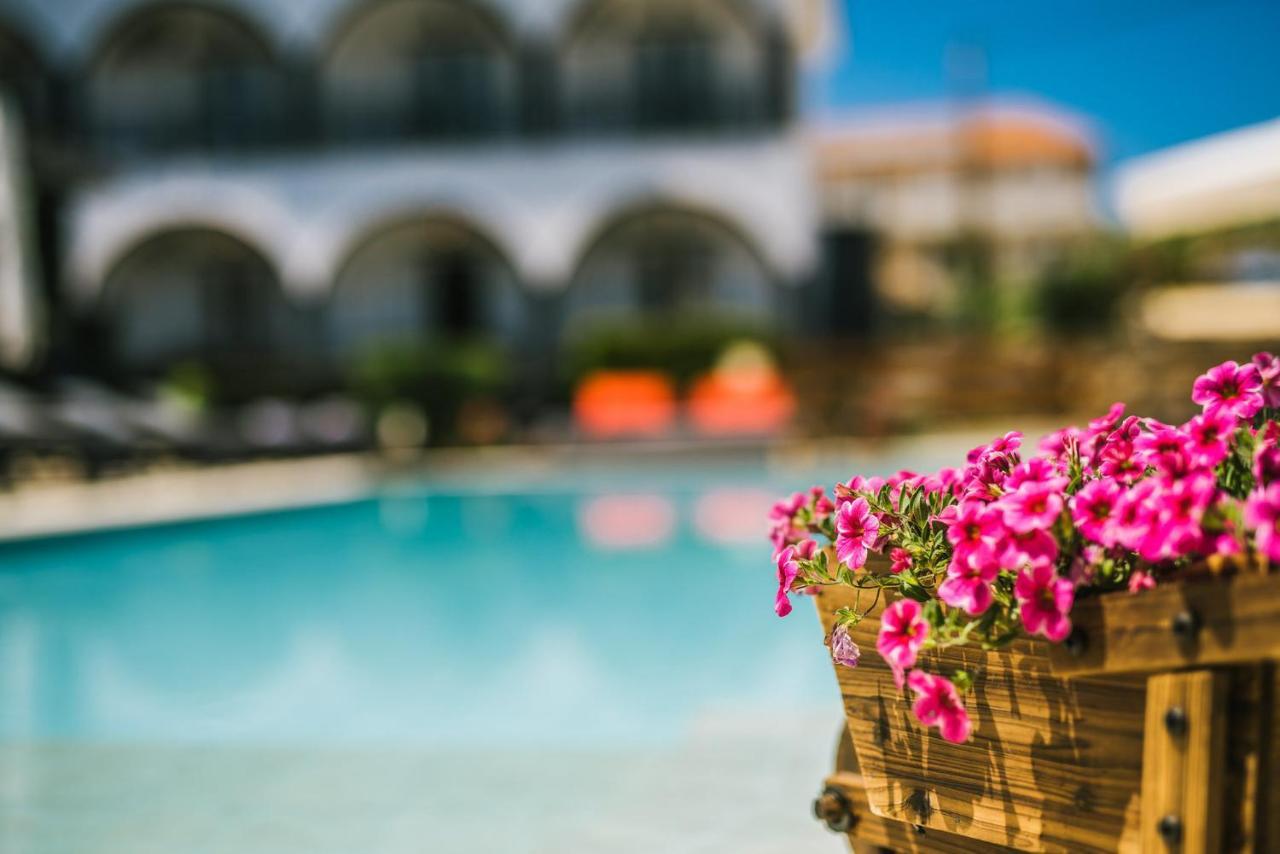Villa Corali Apartments Sea Breath & Pool Amoudi Exterior photo
